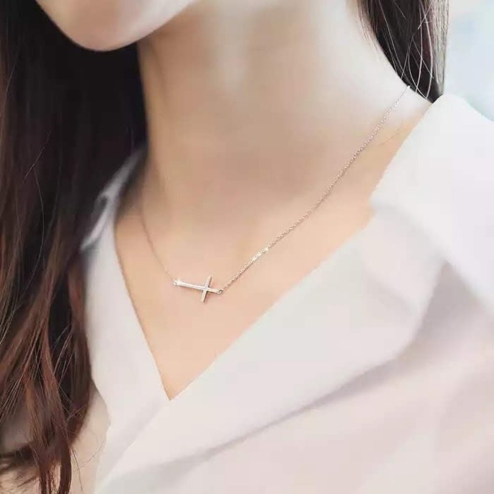 NEW 925 Sterling Silver Dainty Cross Necklace - Picture 2 of 4